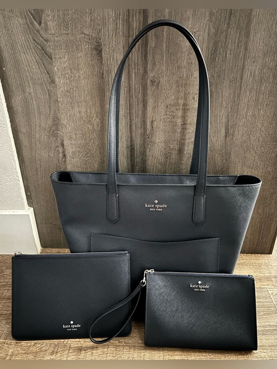 kate spade Handbags - Kate Spade Large Tote Bag Set